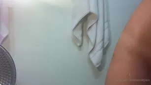 ainsleyace full 13 minute of me shaving in your inbox check Адалт вэбкамс чат для бесплатное порно реальный секс