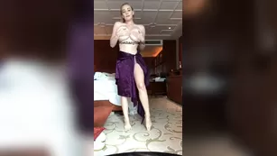 Bethany Lily голая teasing чат для бесплатное порно реальный секс