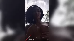 chloe amour fully голая киска дразнит snapchat Адалт вэбкамс порно реальный секс