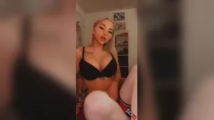 Celine Centino aka school девушка riding a toy snapchat premium 2021/01/22 порно реальный секс