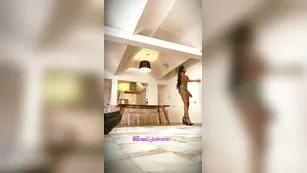 diamondjackson-02-11-2017-1199781-behind the scenes part 2 brazzers shoot. kisses Адалт вэбкамс чат для бесплатное порно реальный секс