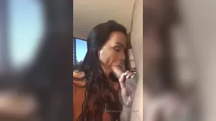 Kendra Lust чат для бесплатное  мальчик девушка ебля