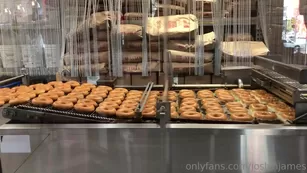 joslynjames-10-03-2019-5326838-i_love_donuts Адалт вэбкамс чат для бесплатное порно реальный секс