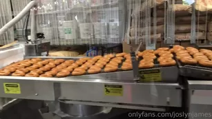 joslynjames-10-03-2019-5326838-i_love_donuts Адалт вэбкамс чат для бесплатное порно реальный секс