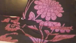 Красивая stacy_doll трахается секс игрушками