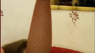 Сочная крошка Tianna демонстрирует пизденку