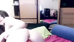 Топовая краля battylee трахнула очко фаллосом