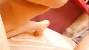 Бабенка сосет хуй и жестко трахается 2koshki