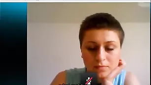 Немецкая шалава демонстрирует натуральные сиськи