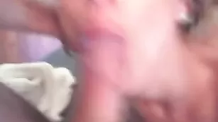 Шальная девочка Jenny глубоко сосет член