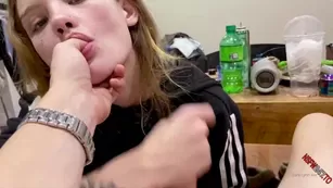 Dani Lynn сосет dick чат для бесплатное порно реальный секс