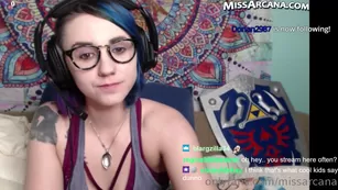 missarcana-15-06-2019-7643888-if_you_didn_t_know_i_live_stream_on_twitch_sometimes_)_tonight_i_played_cadence_of_hyrule_ Адалт вэбкамс чат для бесплатное порно реальный секс