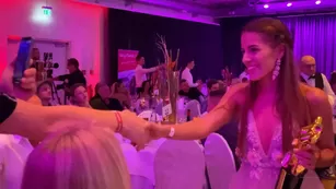 evelinedellai1 Venus Awards 2019 Адалт вэбкамс чат для бесплатное порно