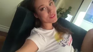 indiefoxx nsfw dance on twitch streamer