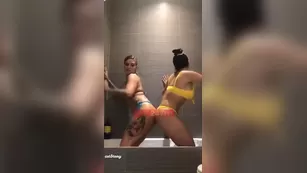 Lena The Plug bathtub GG lesbian шоу snapchat premium порно реальный секс