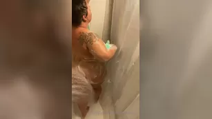 michele_c come shower with me this morning Адалт вэбкамс чат для бесплатное порно реальный секс