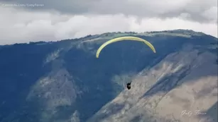 gabyferrer this is мой первый время paragliding a stranger controls мой lush in the air Адалт вэбкамс чат для бесплатное порно