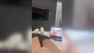 giaislovely Quick немного fap while watching порно in мой hotel room Адалт вэбкамс чат для бесплатное порно