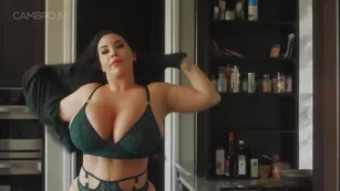 KORINA KOVA mommy joi