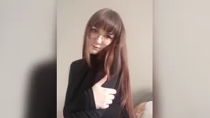 Emi emiigotchi studying witch notices you staring at her chat for free Adult Webcams porn