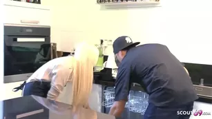 vom chef zum ficken gezwungen auf arbeit deutsch teen rollenspiel tight tini german amateur big cock free porn live sex