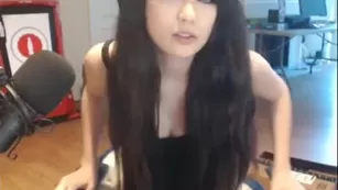 Emiru Up Skirt Leaks Twitch Streamer ADULT WEBCAMS Premium Porn