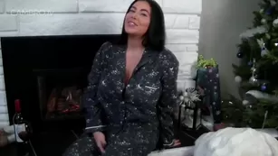 Korina Kova - Mom and Son Xmas Experiance