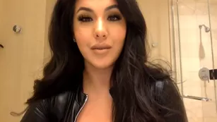 makayla divine mesmerized & relaxed Adult Webcams premium manyvids porn live sex