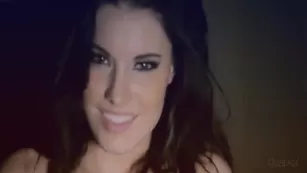 Erin Olash Sexcams-24.Com Free Girls Tease Big Tit Youtuber Free Porn Live Sex