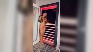 cherie deville tease in front of neighbours pussy fingering snapchat Adult Webcams porn live sex