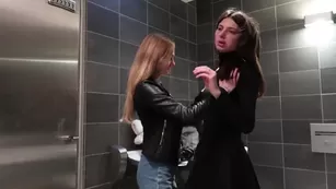 vicats new exhibit – pussy play, kissing, transgender | ManyVids porn live sex