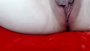 Грудастая краля mimosaudica теребит красивую письку