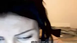 Пышногрудая блудница xxxwildcatxxx позирует обнаженной