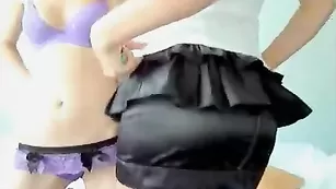 Рыженькие шлендры 2konfetki ебутся страпоном на ремне