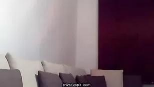 Роскошная xxxwildcatxxx демонстрирует большие сиськи