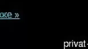 Знойная самка CoralCream трахает красивую писечку