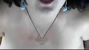 Страстная жируха sweethelen шалит в привате