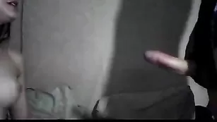 Строптивая путана исполняет отличный минет