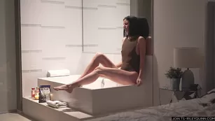 tsrileyquinn splish splash we are Адалт вэбкамс чат для бесплатное порно реальный секс