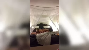 Emanuelly Raquel Masturbating in the restaurant’s toilet порно реальный секс