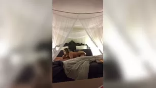 Emanuelly Raquel Masturbating in the restaurant’s toilet порно реальный секс