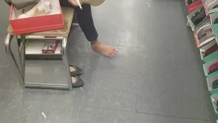 funandgames18 public shoe play Адалт вэбкамс порно бесплатное girls