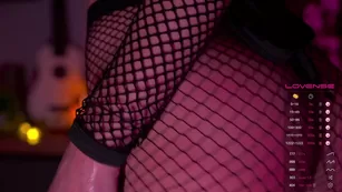 -wellcum- крутой стриптиз с арома маслом