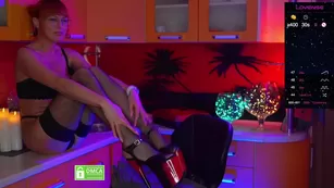 Redfury69 горячая милфа поет в вибратор