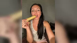 DIVORA у меня ведь горячий ротик, а как на счет дырочек