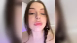 mendi- я ведь правда милашка, и киска у меня красивая