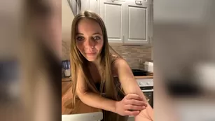 -TATUHA- не могу готовить когда ты смотришь, тогда зацени дырочки