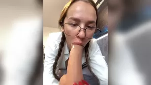 -Ange1ok- молодая телка в униформе училки делает минет