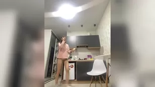 Baby-Tisha худенькая тин показала маленькую грудь и писечку