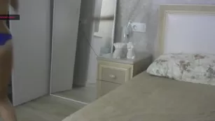 -Smetanka- милфа дразнит тебя своими большими сиськами